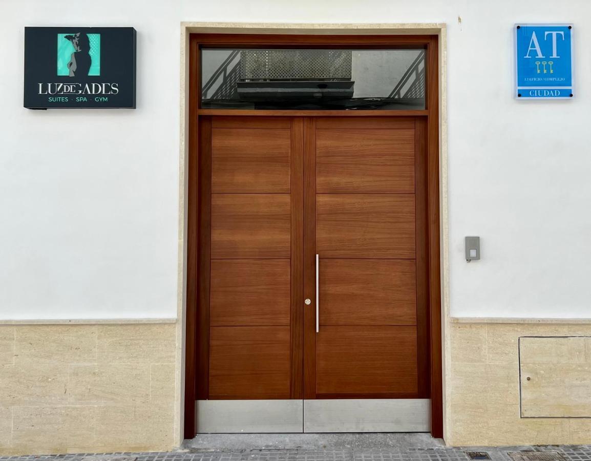 Aparthotel Luz De Gades - Suites Spa Gym - Adults Only กาดิซ ภายนอก รูปภาพ