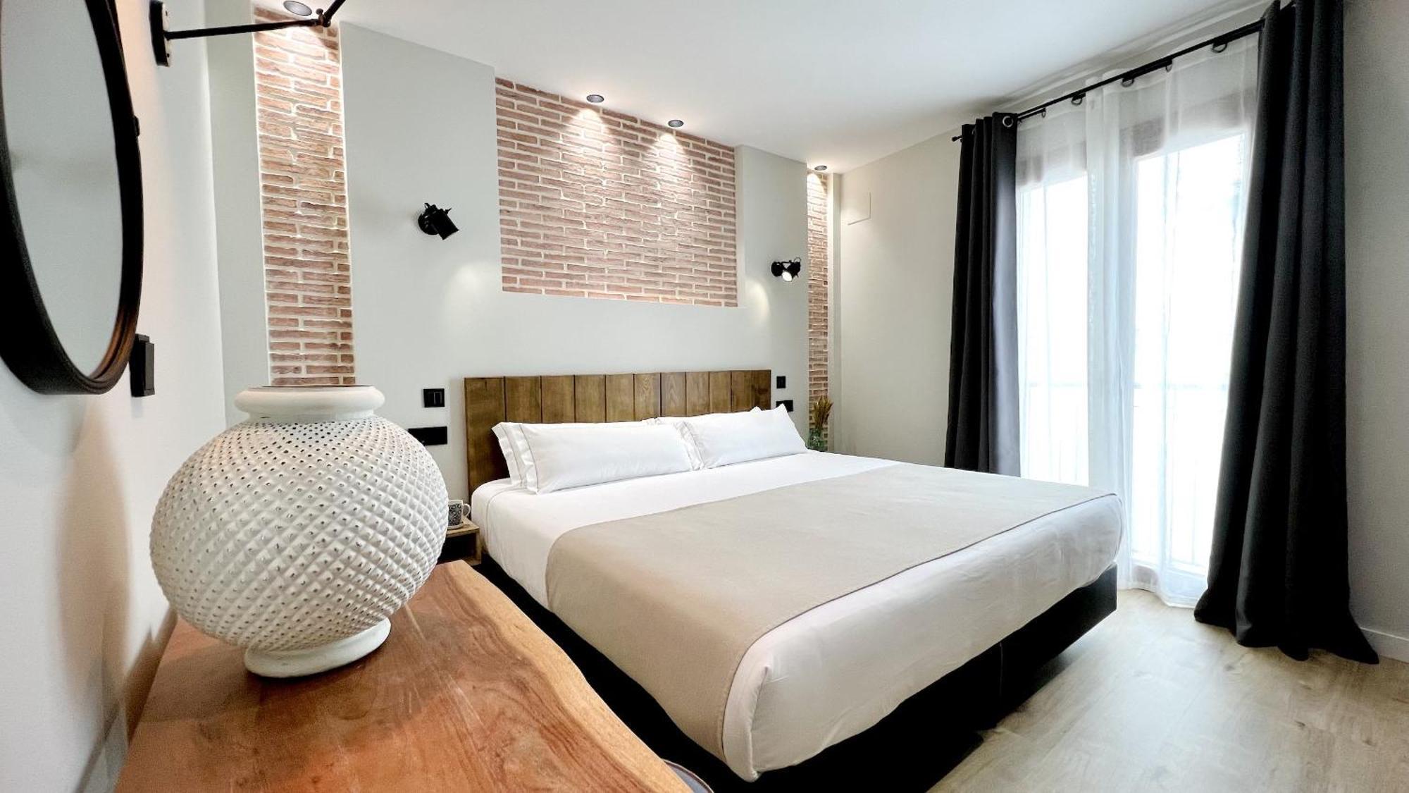 Aparthotel Luz De Gades - Suites Spa Gym - Adults Only กาดิซ ภายนอก รูปภาพ