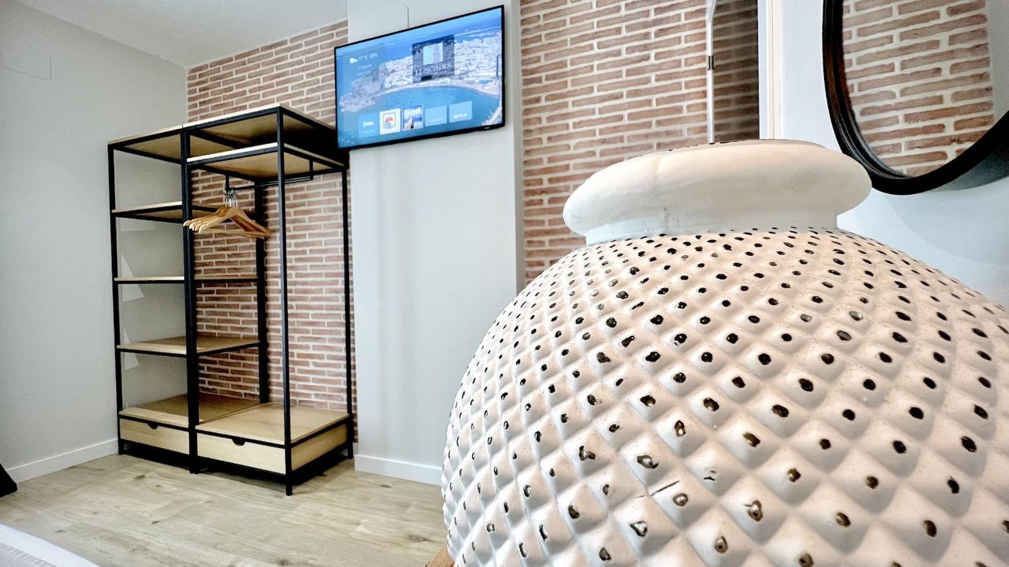 Aparthotel Luz De Gades - Suites Spa Gym - Adults Only กาดิซ ภายนอก รูปภาพ