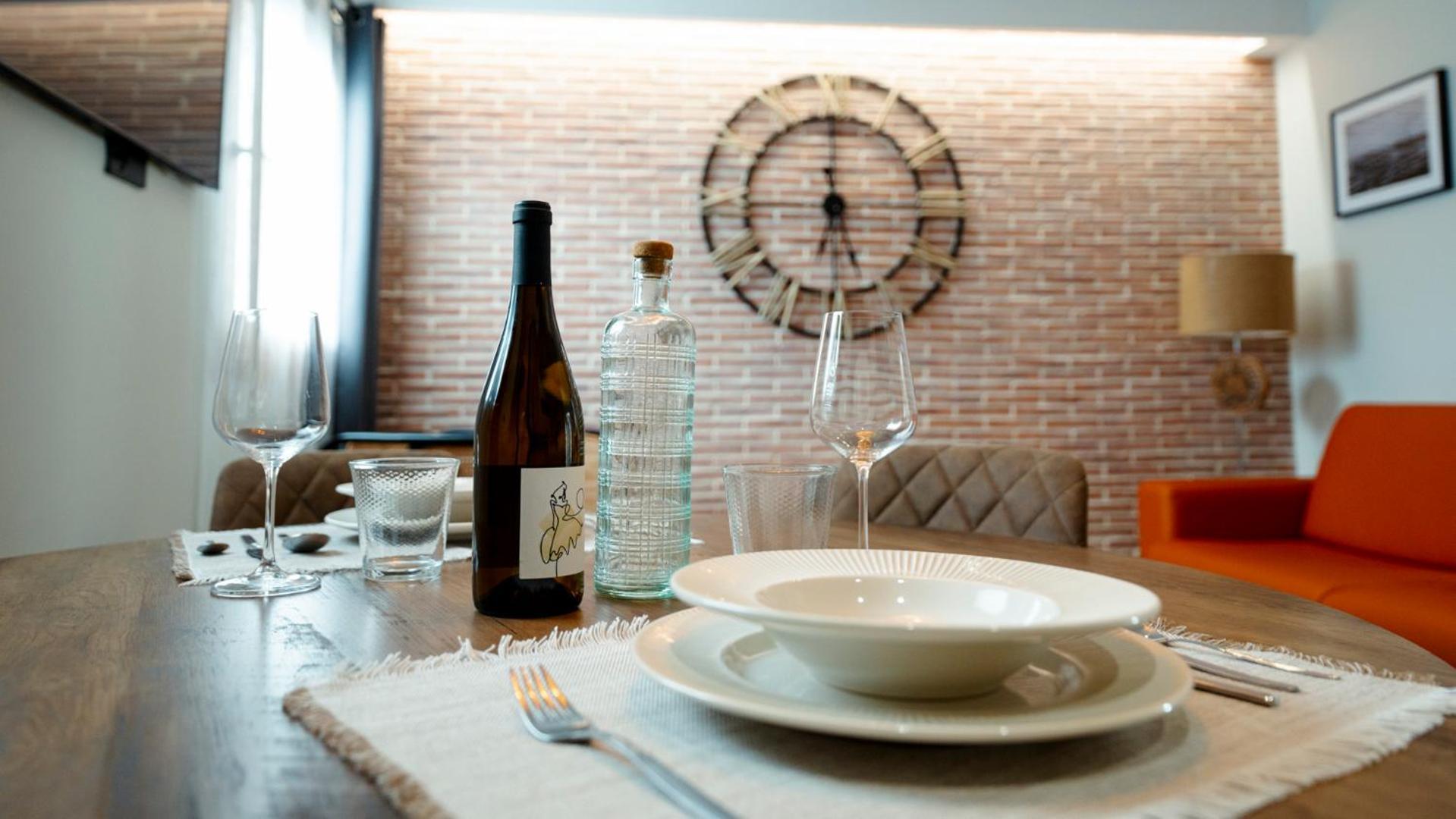 Aparthotel Luz De Gades - Suites Spa Gym - Adults Only กาดิซ ภายนอก รูปภาพ