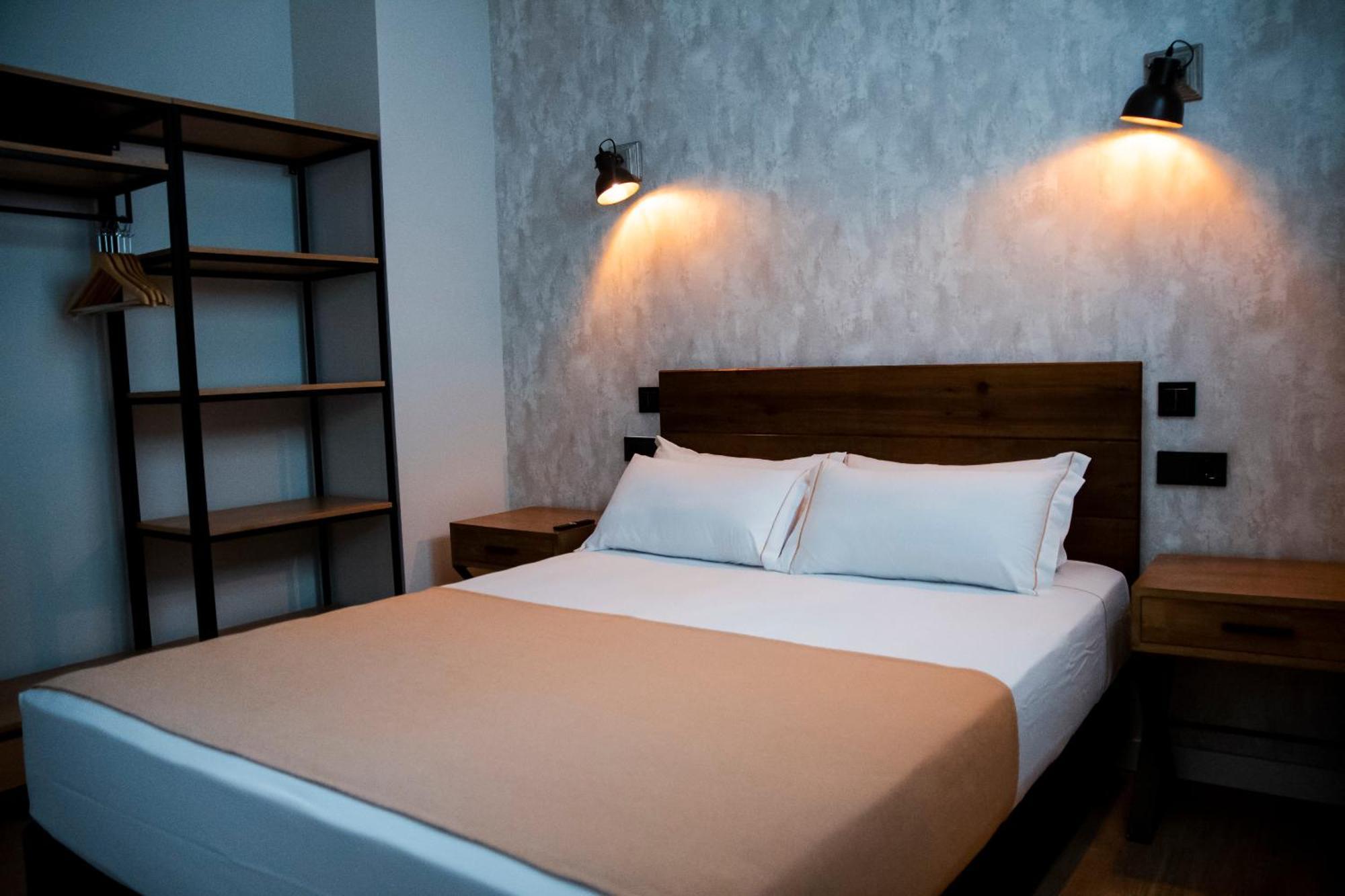 Aparthotel Luz De Gades - Suites Spa Gym - Adults Only กาดิซ ภายนอก รูปภาพ